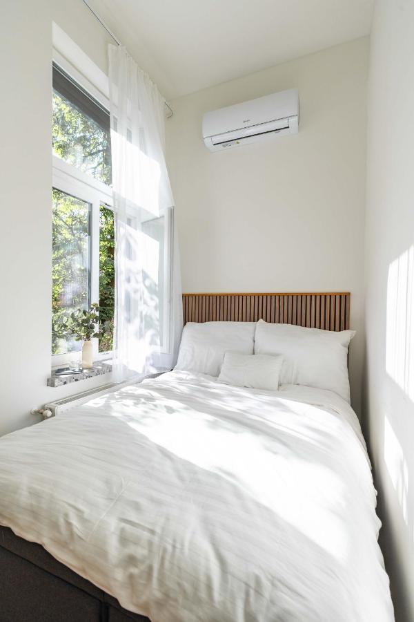 בודפשט Modern Apartment French Balkony מראה חיצוני תמונה